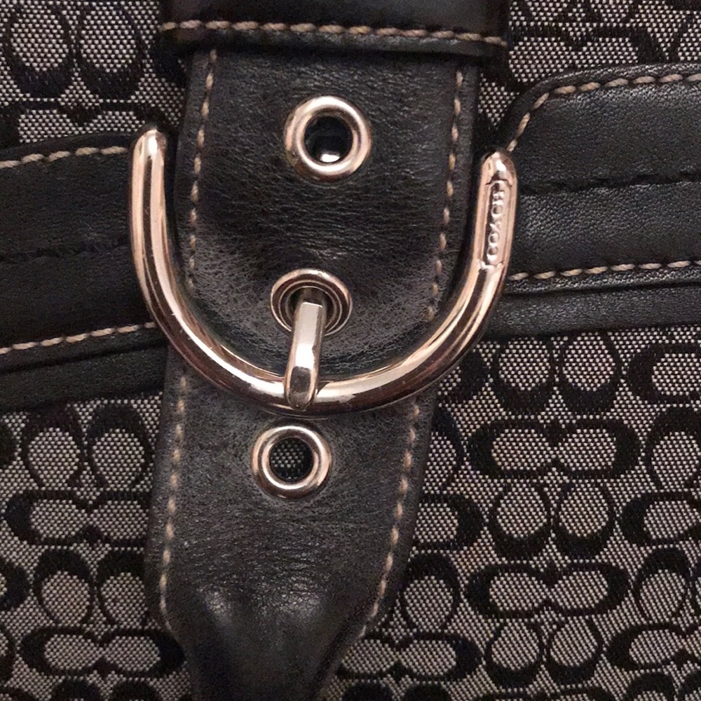 Authentic Coach purse - Picture 8 of 8